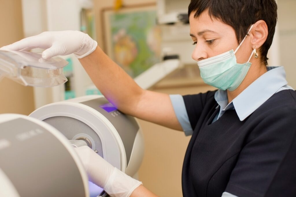 female cleaner from a cleaning company cleaning an optometry office in chandler az